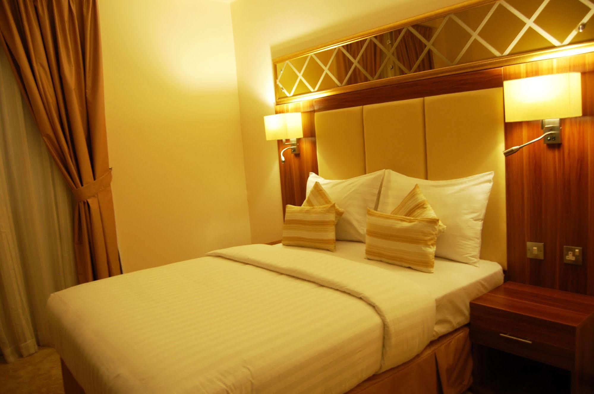 Golden Ocean Hotel Doha Exterior foto