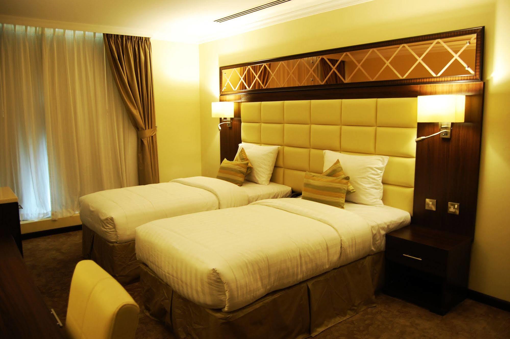 Golden Ocean Hotel Doha Exterior foto